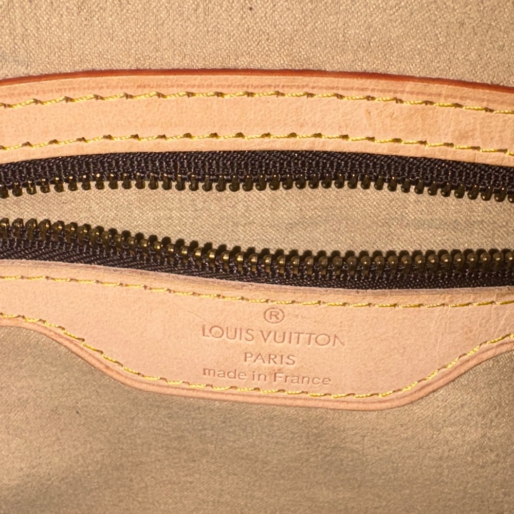 Louis vuitton Monogram Shoulder Bag with Tan Trim and Gold Hardware - Picture 10 of 11